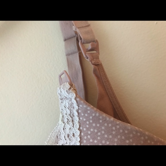 2 Mama H&M Nursing Bras - Picture 5 of 7